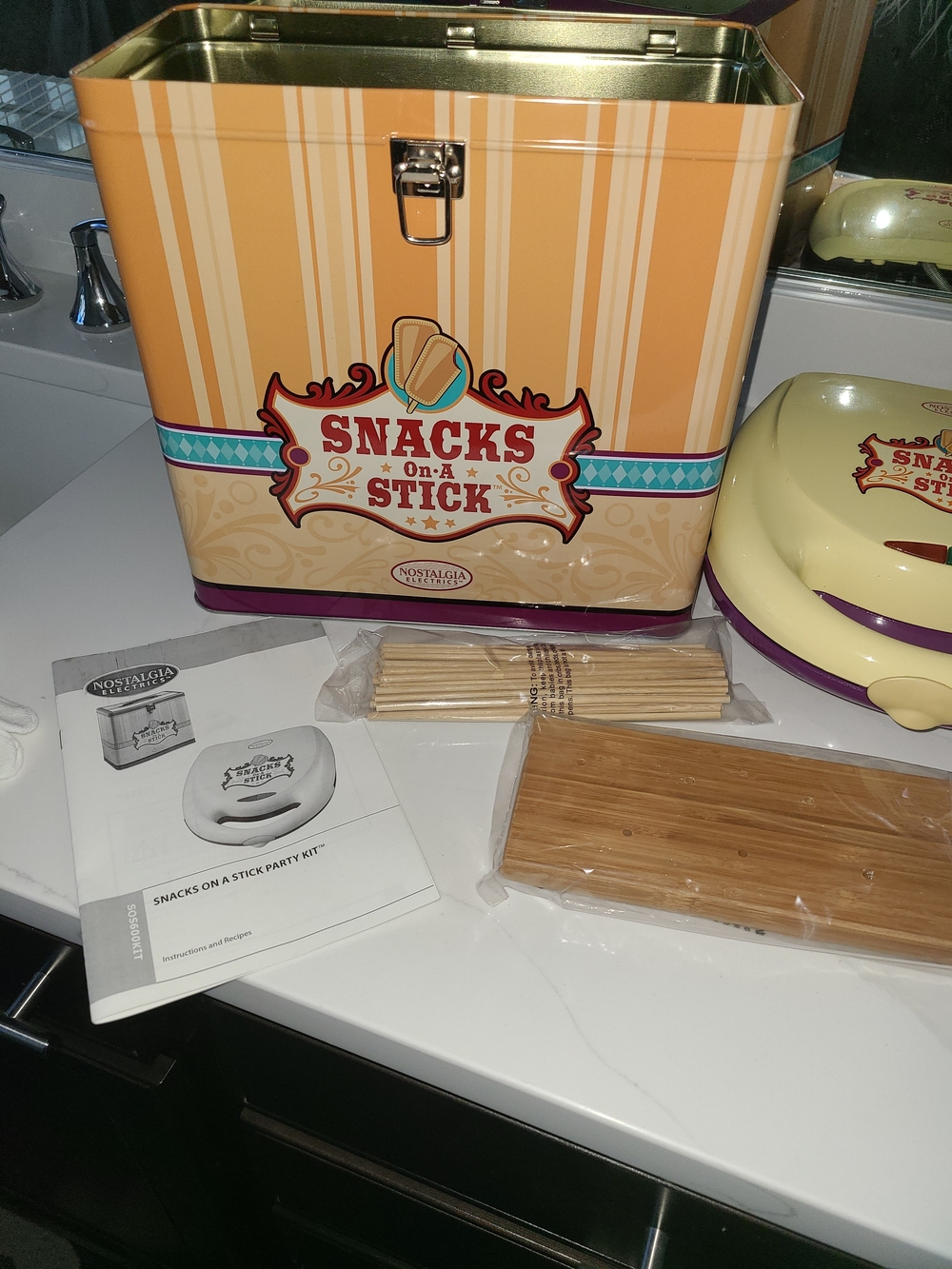 Nostalgia Orange and Cream 'Snacks On A Stick' Tin Storage Box